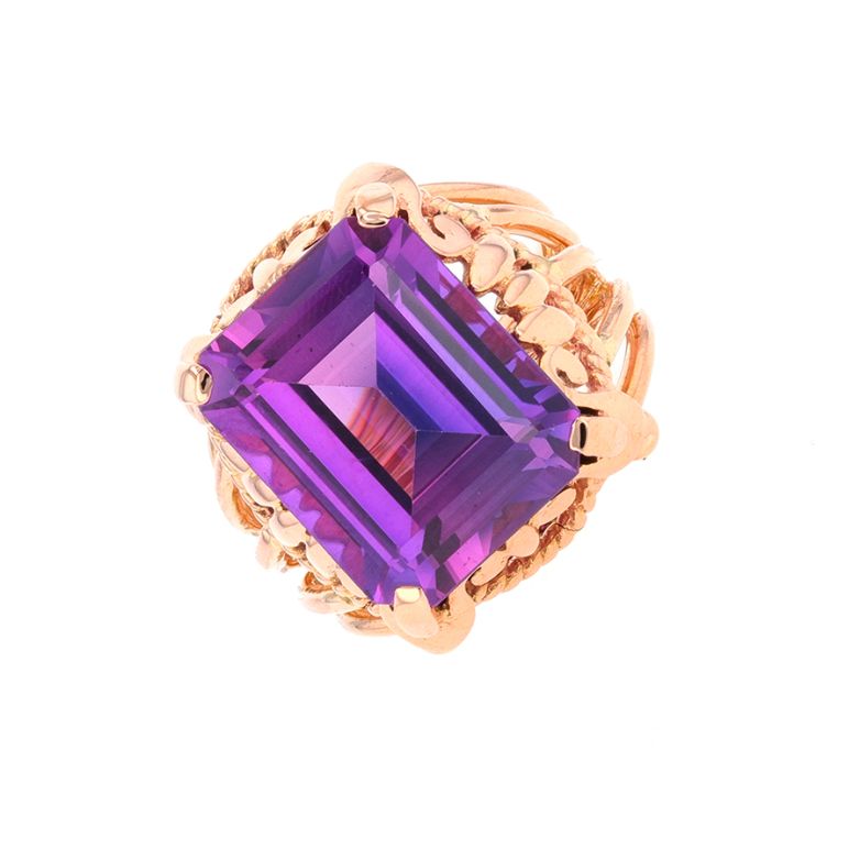 Bague vintage saphir de synthèse or jaune 12.64g Comme neuf -  reconditionné disponible sur Gemme Les Bijoux